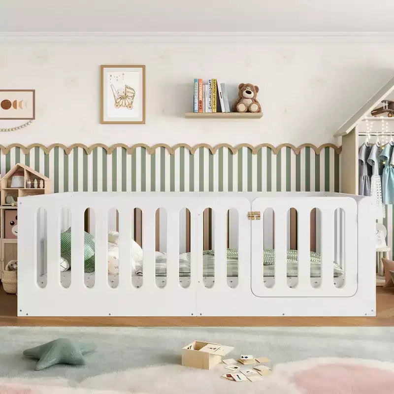 Lit de sol Montessori double blanc avec barrières et porte – Bois massif, 1 enfant