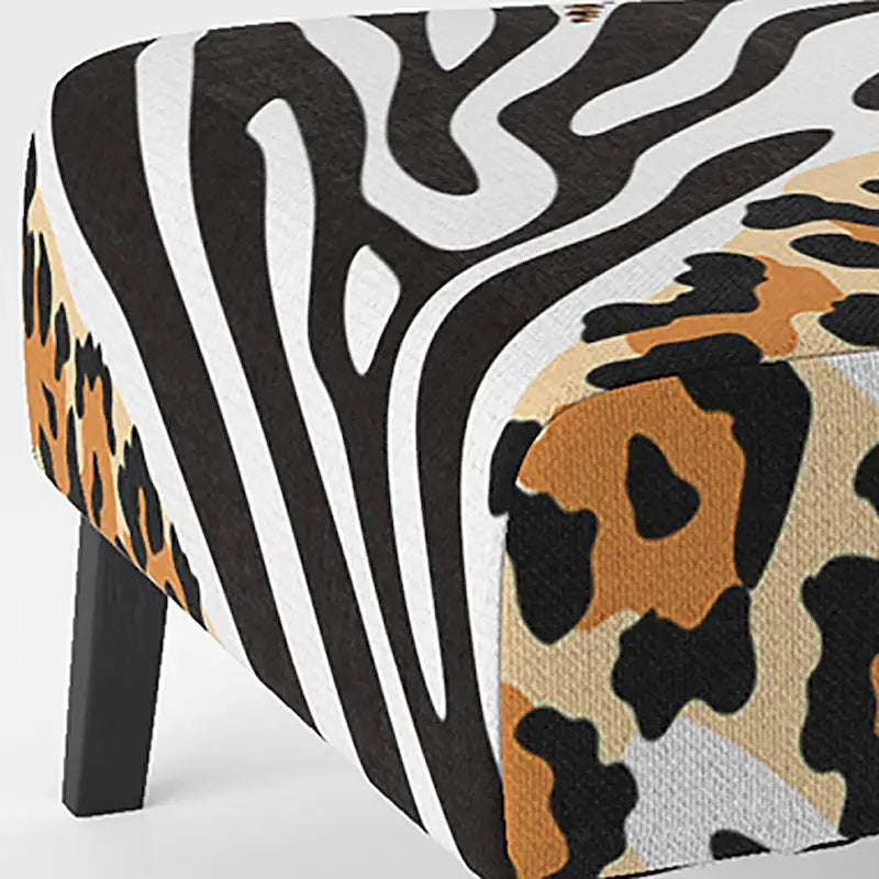 Chaise d'appoint et fauteuil Designart « Zebra and Leopard Mix Pattern III » rembourrés pour cabine et chalet