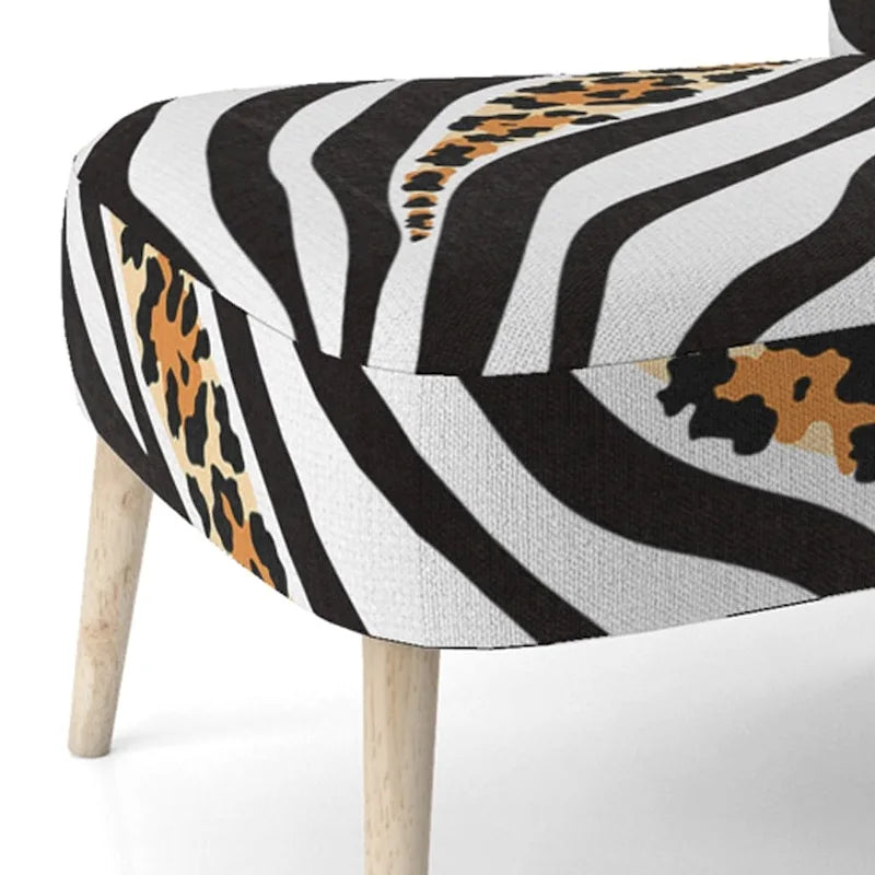 Chaise d'appoint et fauteuil Designart « Zebra and Leopard Mix Pattern III » rembourrés pour cabine et chalet