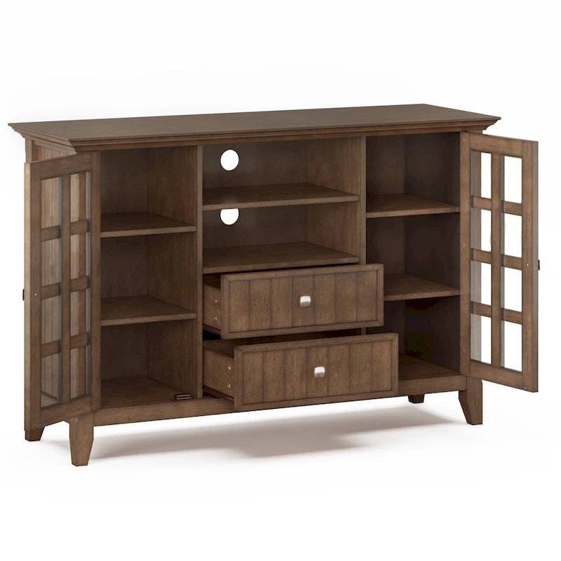 WYNDENHALL Normandy Meuble TV multimédia en bois massif de 134,6 cm de large pour téléviseurs jusqu'à 60 pouces