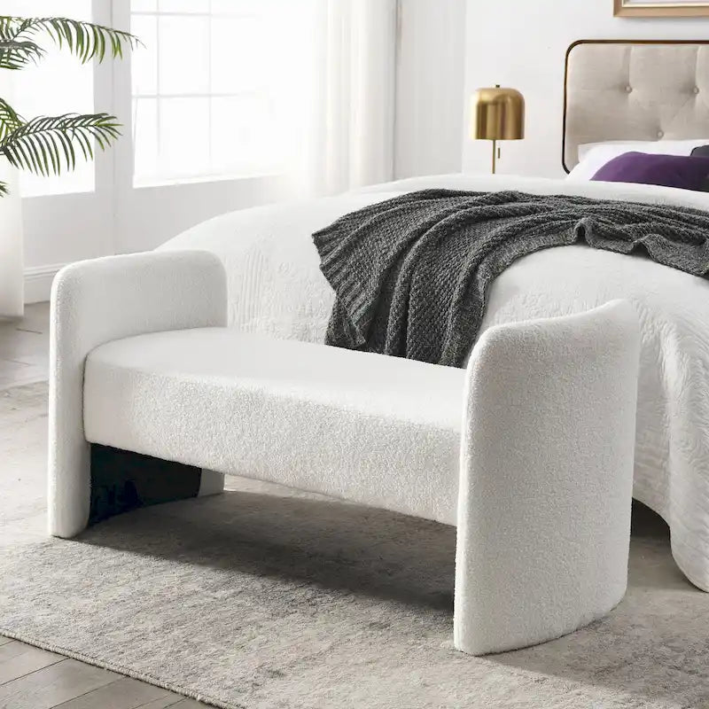 Banc moderne pour le pied de lit