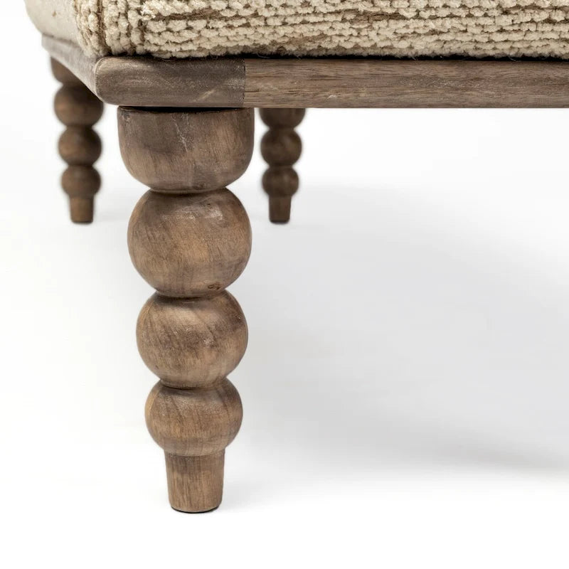 Banc d'appoint Alder II avec assise rembourrée crème et base en bois – 55 larg. x 16 prof. x 18 haut.