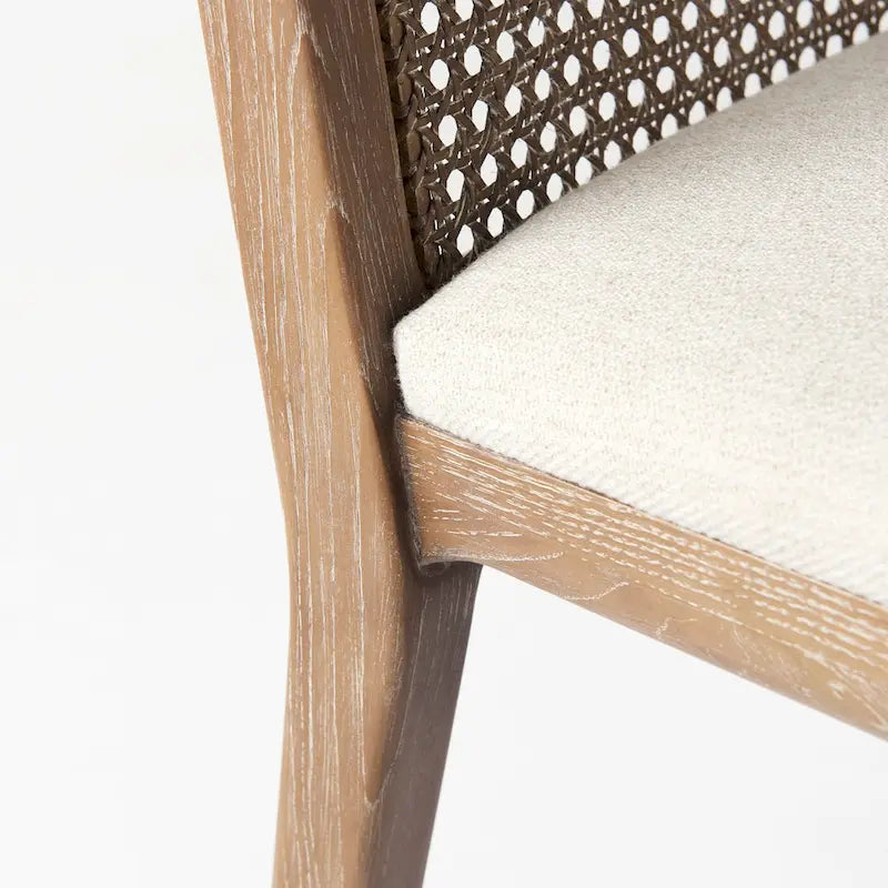 Chaise de salle à manger sans accoudoirs Clara en bois marron clair et assise crème