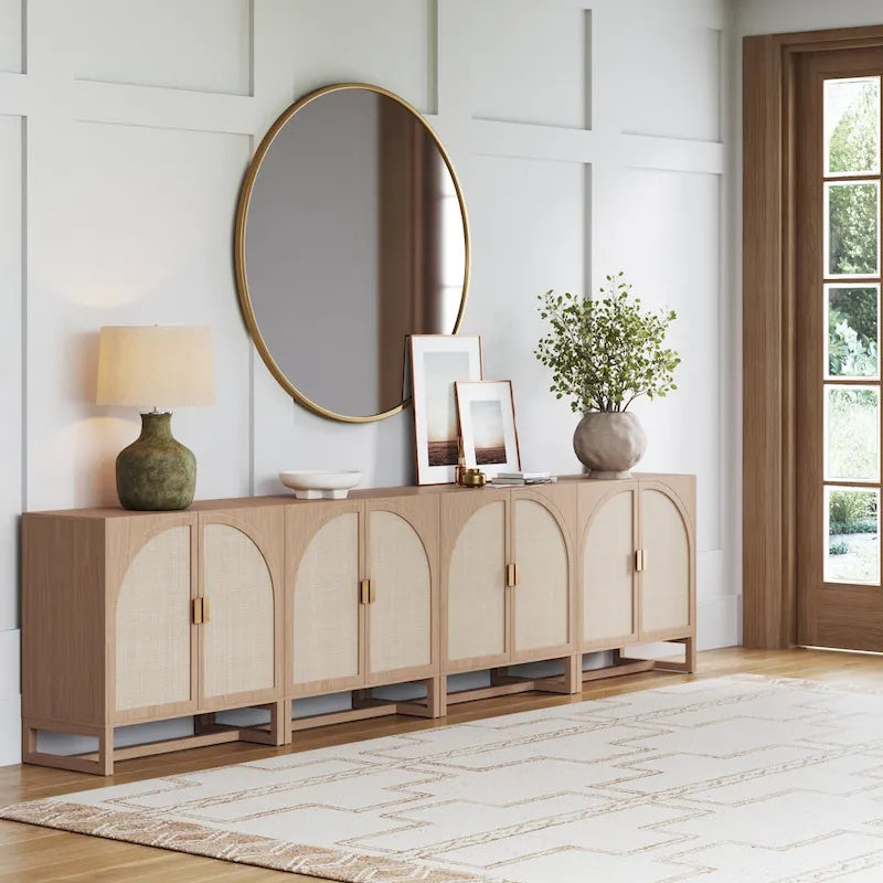 Meuble de rangement Paxton Boho en bois avec portes, petit meuble de rangement ou meuble TV avec détails en rotin