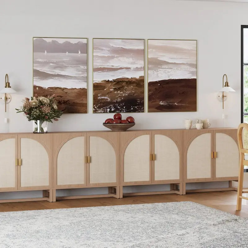 Meuble de rangement Paxton Boho en bois avec portes, petit meuble de rangement ou meuble TV avec détails en rotin
