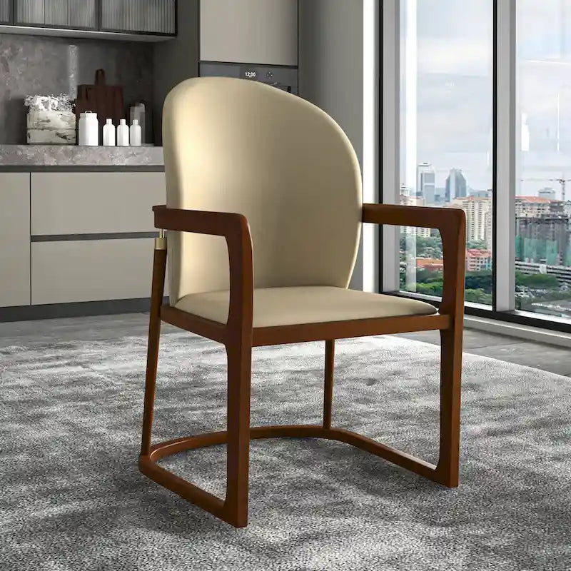 Chaise de salle à manger moderne en cuir capitonné, série Svelta par LeisureMod