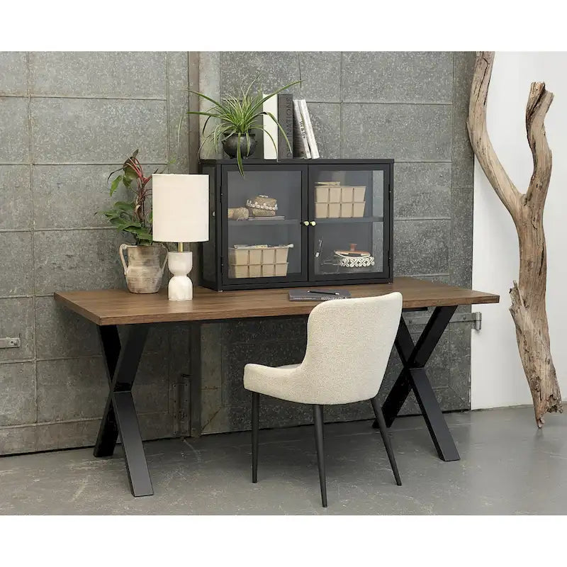 Chaises de salle à manger Rye Studio en bouclette avec pieds en acier noir, lot de 2