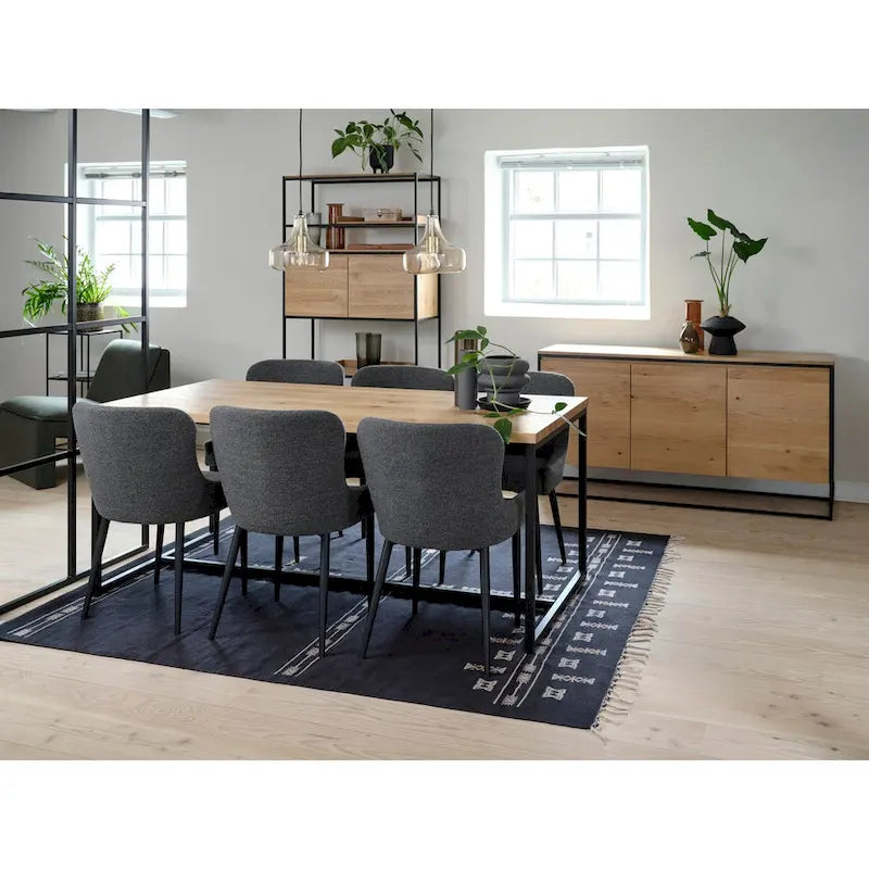 Chaises de salle à manger Rye Studio en bouclette avec pieds en acier noir, lot de 2