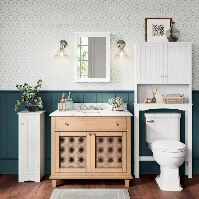 Armoire de rangement étroite à une porte RiverRidge Ashland pour salle de bain et buanderie avec étagères réglables - Blanche