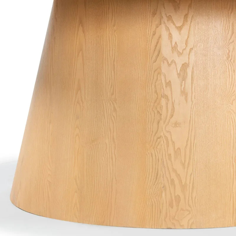 Table à manger ovale en bois Owyn de 79 pouces - Naturel - 79 larg. x 46 prof. x 30 haut.