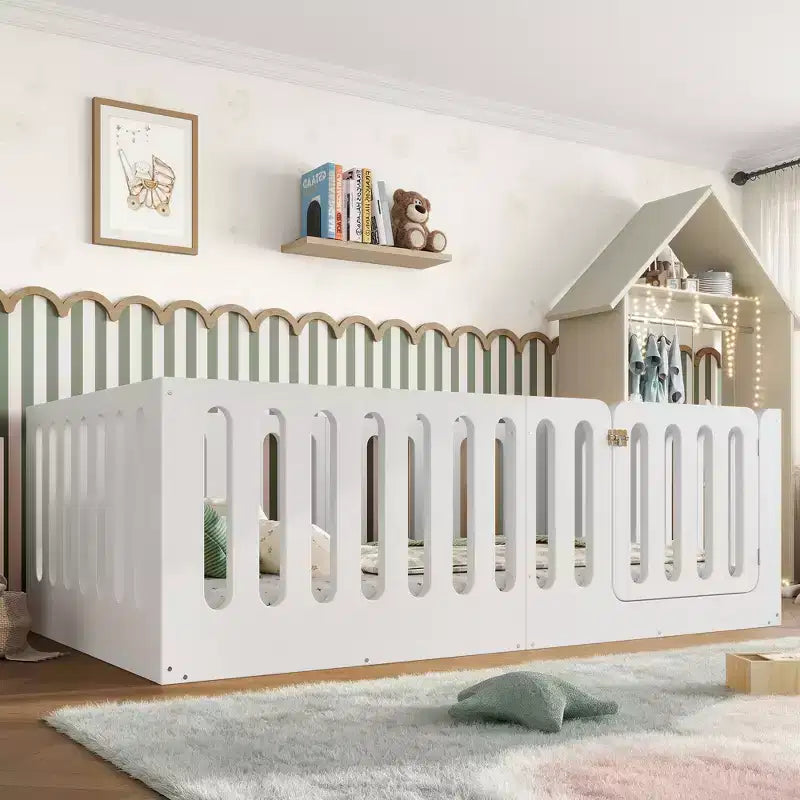 Lit de sol Montessori double blanc avec barrières et porte – Bois massif, 1 enfant